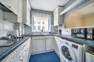 Kitchen- click for photo gallery